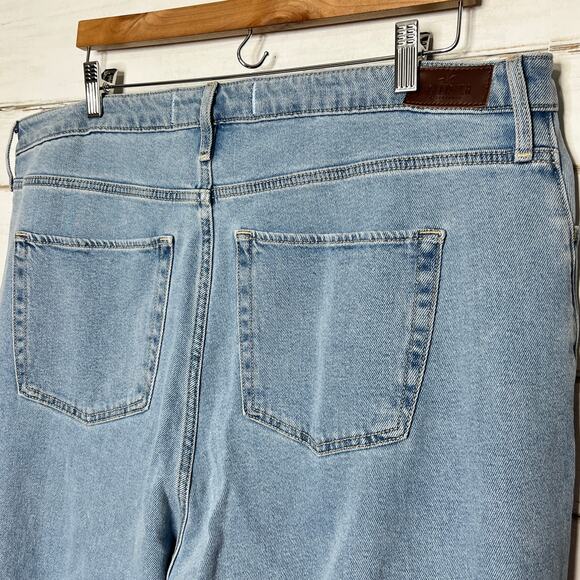 Hollister Ultra High Rise Dad Jean Two Tone Denim Size 34 - Picture 10 of 12